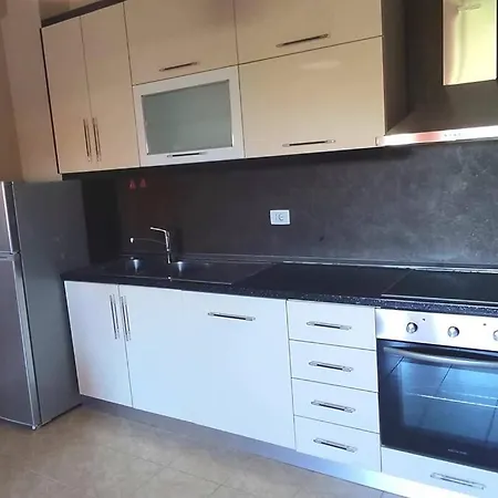 1 Bedroom 1 Living By The Sea Appartamento